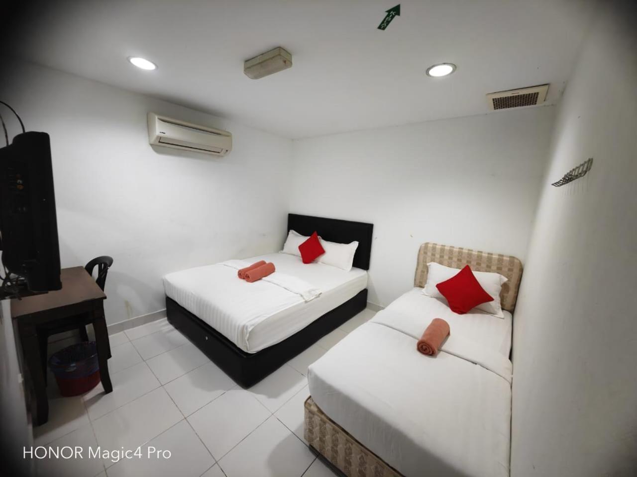 Melawati Ria Hotel Kuala Selangor Esterno foto