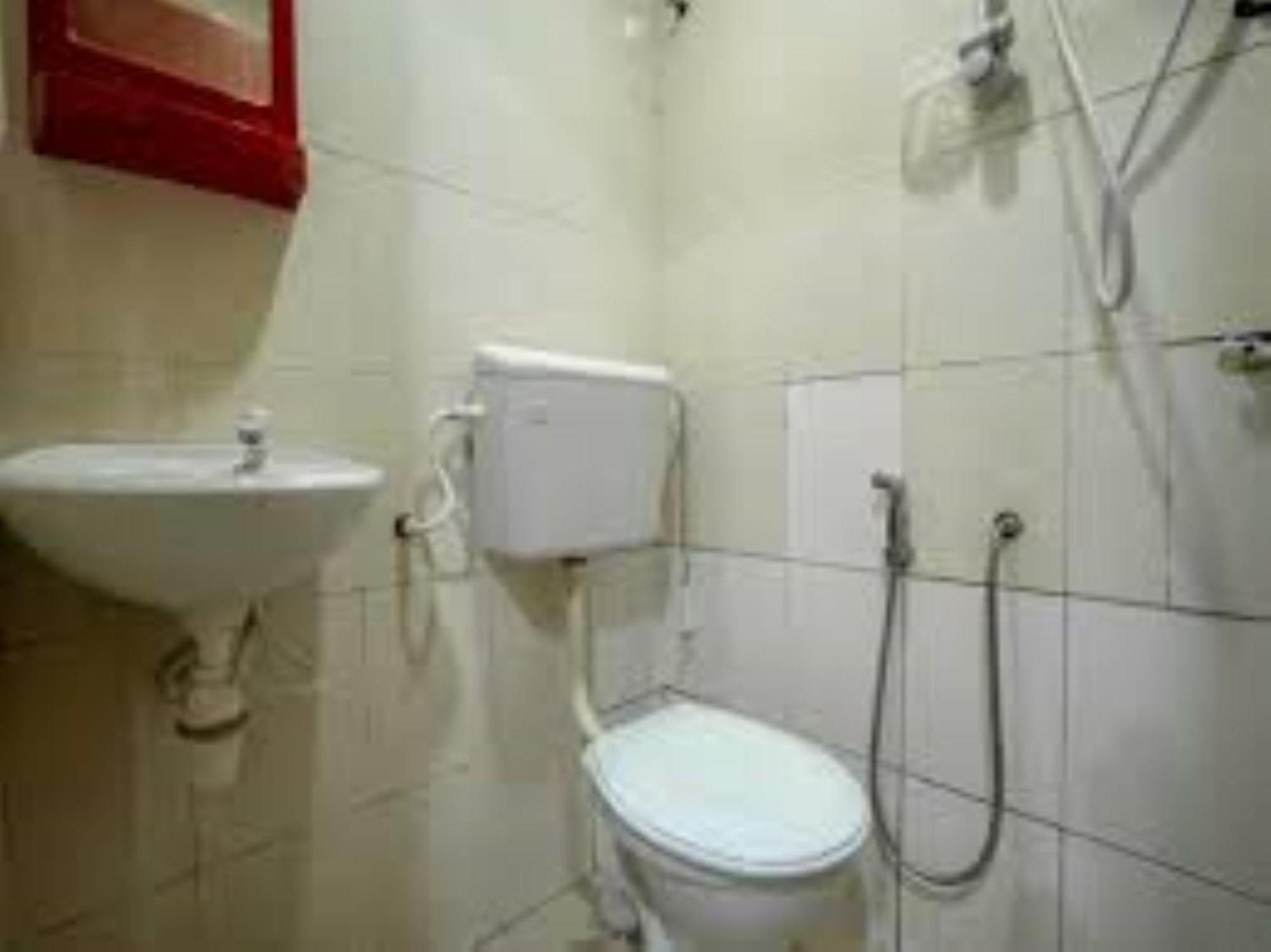 Melawati Ria Hotel Kuala Selangor Esterno foto